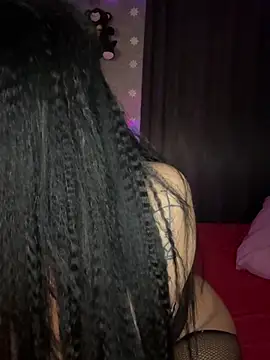 Snapshot of YreneRay chatting on 18, 2, 2026 YreneRay online show from 18, 2, 2026