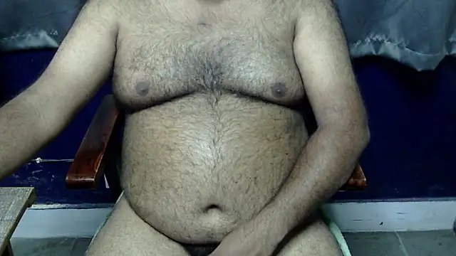 Snapshot of hairysubcub_70 chatting on 13, 6, 2026 hairysubcub 70 online show from 13, 6, 2026