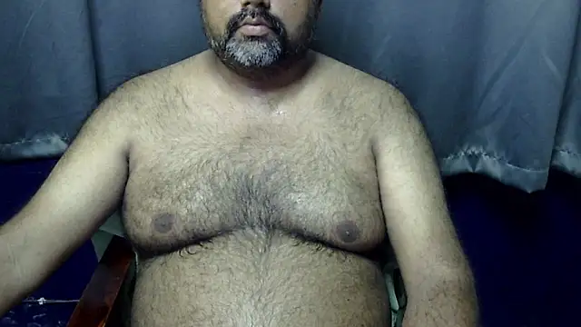 Snapshot of hairysubcub_70 chatting on 28, 6, 2026 hairysubcub 70 online show from 28, 6, 2026