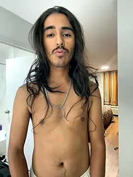 Snapshot of jrrichforever chatting on 8, 11, 2025 jrrichforever online show from 8, 11, 2025