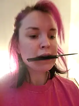 LazyTanukii online show from 4, 12, 2024