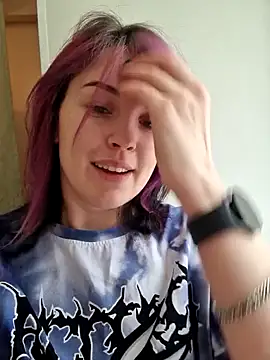 LazyTanukii online show from 20, 1, 2025