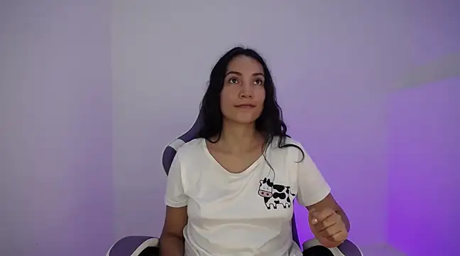 Snapshot of cutie_and_slutty chatting on 4, 2, 2025 cutie and slutty online show from 4, 2, 2025