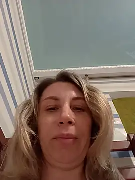 Snapshot of MissisMilk chatting on 17, 6, 2026 MissisMilk online show from 17, 6, 2026