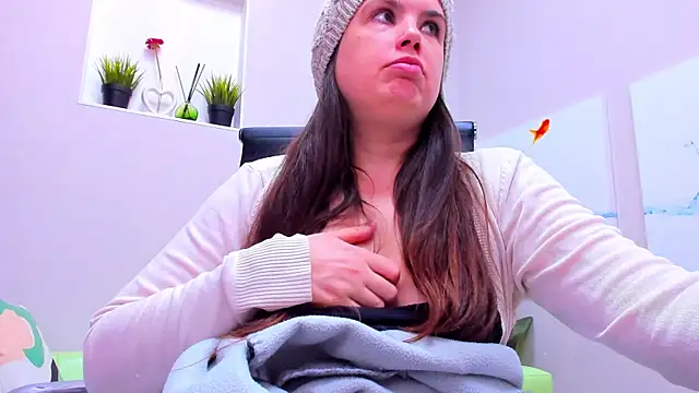 BattyMoll online show from 16, 12, 2024