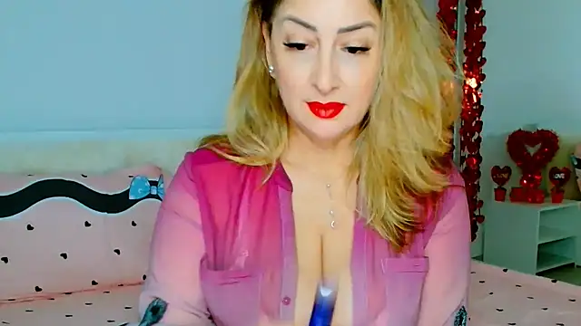 Snapshot of Tyana40 chatting on 12, 2, 2025 Tyana40 online show from 12, 2, 2025