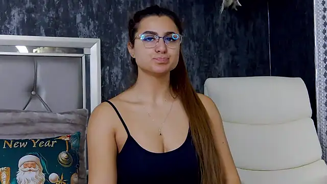 NicolePlay online show from 4, 1, 2025