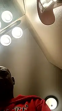 Snapshot of RinsingWood84 chatting on 30, 10, 2025 RinsingWood84 online show from 30, 10, 2025