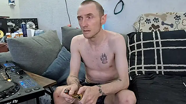 Snapshot of pyrowuff chatting on 2, 3, 2026 pyrowuff online show from 2, 3, 2026