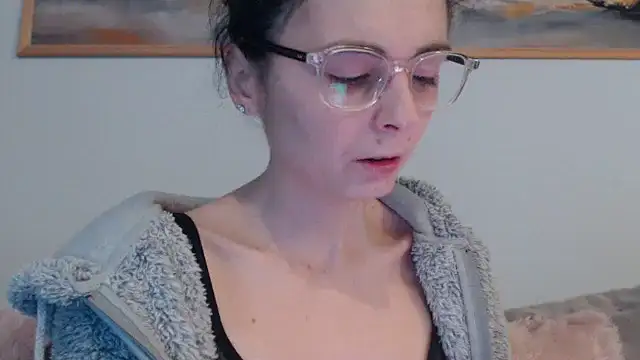 Snapshot of cleophee chatting on 5, 4, 2026 cleophee online show from 5, 4, 2026