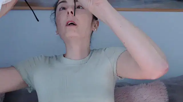 Snapshot of cleophee chatting on 7, 4, 2026 cleophee online show from 7, 4, 2026