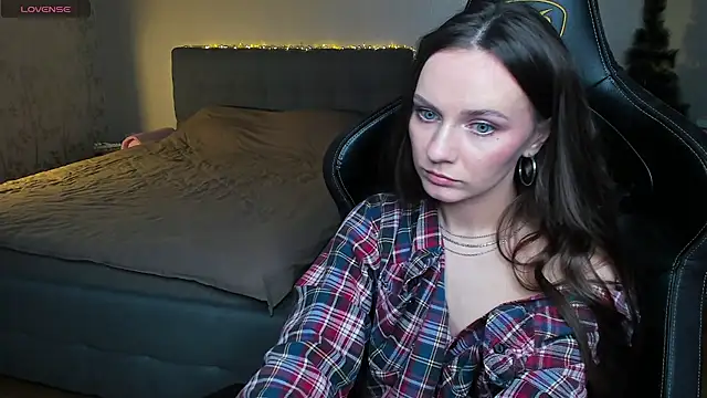  sweety ann online show from 13, 3, 2025