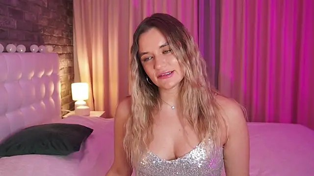 Snapshot of starrydoll chatting on 4, 2, 2025 starrydoll online show from 4, 2, 2025