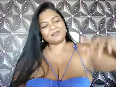 Snapshot of IndianDelia chatting on 9, 5, 2026 IndianDelia online show from 9, 5, 2026