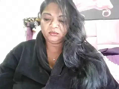 Snapshot of IndianDelia chatting on 18, 5, 2026 IndianDelia online show from 18, 5, 2026