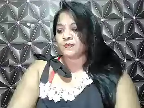 Snapshot of IndianDelia chatting on 23, 6, 2026 IndianDelia online show from 23, 6, 2026