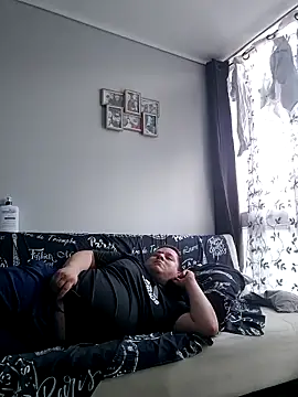 terre0804 online show from 13, 12, 2025