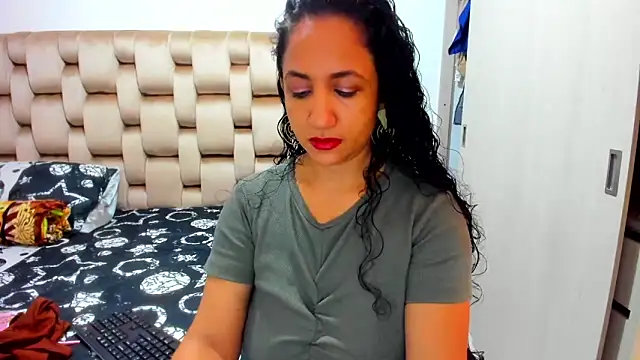 Snapshot of alaskmiller1 chatting on 17, 4, 2026 alaskmiller1 online show from 17, 4, 2026