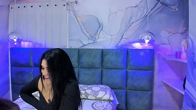 Snapshot of Maddysex_ chatting on 23, 4, 2026 Maddysex online show from 23, 4, 2026