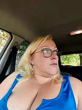 Snapshot of winniess40 chatting on 21, 4, 2026 winniess40 online show from 21, 4, 2026
