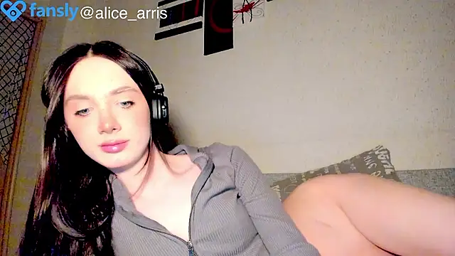 Snapshot of Alice__Aris chatting on 8, 3, 2026 Alice Aris online show from 8, 3, 2026