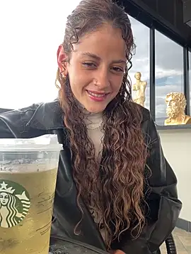 alana15 online show from 18, 2, 2025