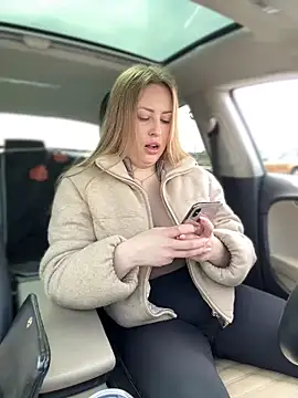 AlisaWhite online show from 28, 2, 2025