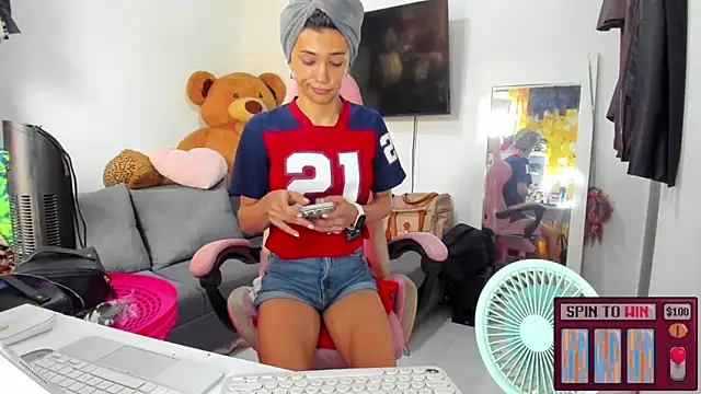 Snapshot of Lawrncesofiets chatting on 13, 6, 2026 Lawrncesofiets online show from 13, 6, 2026