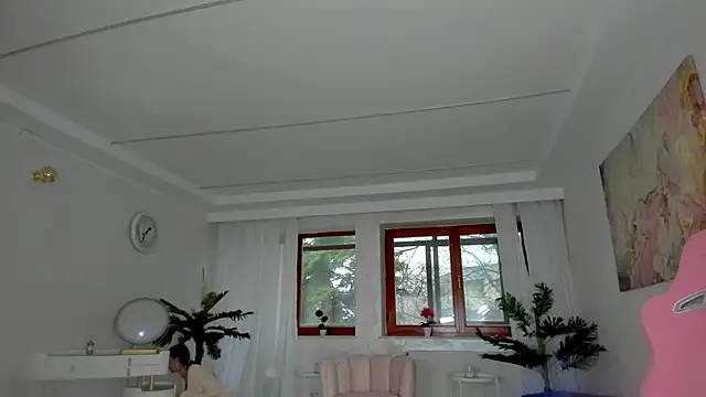 TiffanyHouston  online show from 9, 12, 2024