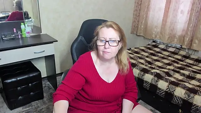 Frau Marta online show from 27, 2, 2025