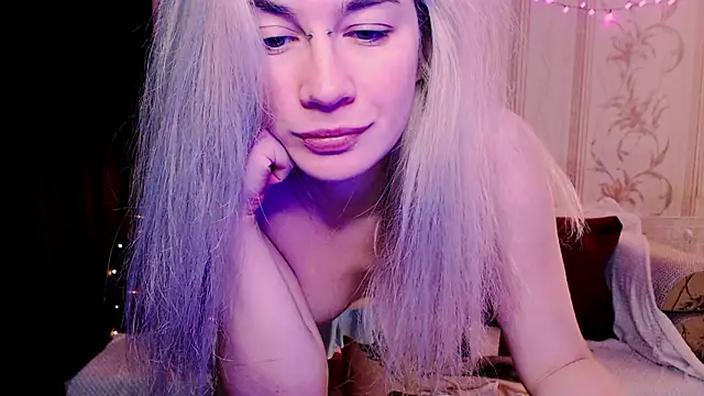 xxxcharismaaa online show from 7, 3, 2026