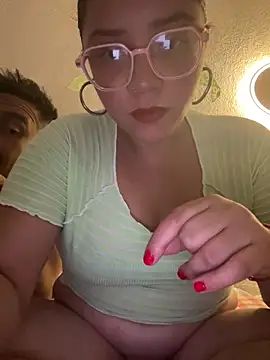 Snapshot of Vivi_Kvsh chatting on 9, 2, 2026 Vivi Kvsh online show from 9, 2, 2026