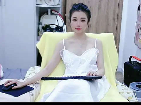 Snapshot of Cute_Ruby01 chatting on 1, 7, 2026 Cute Ruby01 online show from 1, 7, 2026