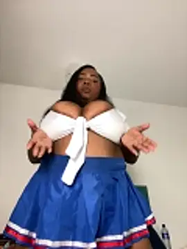 Snapshot of angelGgold chatting on 28, 3, 2026 angelGgold online show from 28, 3, 2026