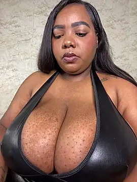 Snapshot of angelGgold chatting on 15, 4, 2026 angelGgold online show from 15, 4, 2026