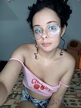 Snapshot of NinaSweet2 chatting on 22, 3, 2026 NinaSweet2 online show from 22, 3, 2026
