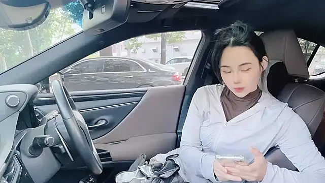 Snapshot of orla2021 chatting on 2, 12, 2024 orla2021 online show from 2, 12, 2024