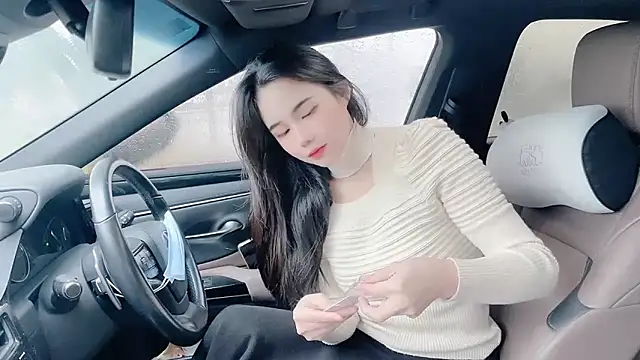 Snapshot of orla2021 chatting on 20, 10, 2025 orla2021 online show from 20, 10, 2025