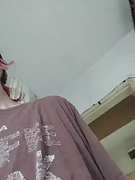 Snapshot of JoLeNe27 chatting on 17, 5, 2026 JoLeNe27 online show from 17, 5, 2026