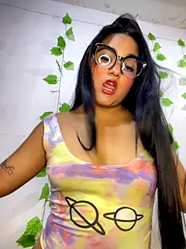 Snapshot of shayna_all chatting on 7, 1, 2026 shayna all online show from 7, 1, 2026