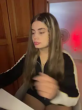 Miss valeriaa online show from 10, 3, 2026