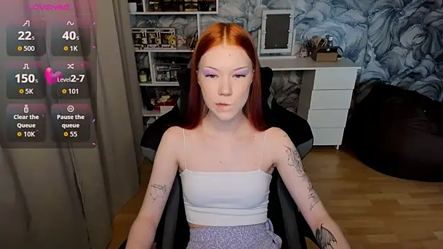 Snapshot of litl_Mia chatting on 29, 10, 2025 litl Mia online show from 29, 10, 2025