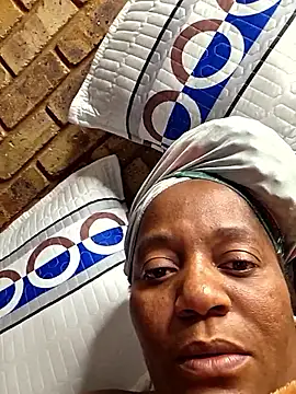 Snapshot of Galcraze chatting on 22, 9, 2025 Galcraze online show from 22, 9, 2025