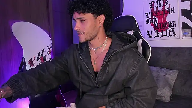 Alessandro Vanni online show from 5, 3, 2026