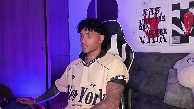 Alessandro Vanni online show from 14, 3, 2026