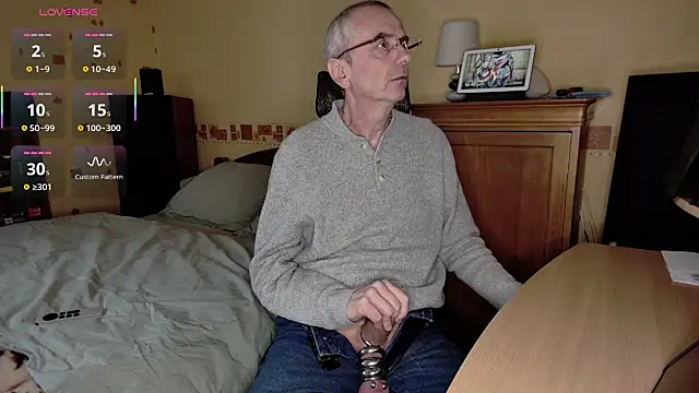 legaulois4691 online show from 12, 3, 2025