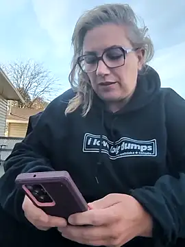 Canadian BBW online show from 19, 4, 2026