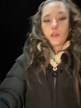 Snapshot of joanaelaa chatting on 19, 12, 2024 joanaelaa online show from 19, 12, 2024