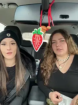 Snapshot of joanaelaa chatting on 4, 2, 2025 joanaelaa online show from 4, 2, 2025