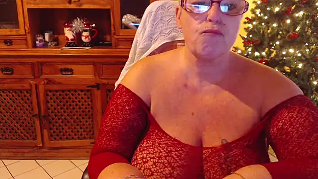 MISS LINDAH online show from 3, 12, 2025